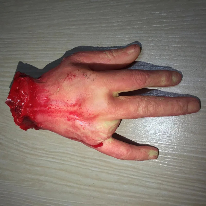 Accesorios de terror para Halloween, mano sangrienta, casa embrujada, decoración de fiesta, mano falsa aterradora, dedo, pierna, pie, cerebro, corazón, suministros de Halloween